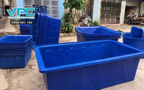 yếu tố ảnh hưởng đến giá bể composite nuôi cá koi