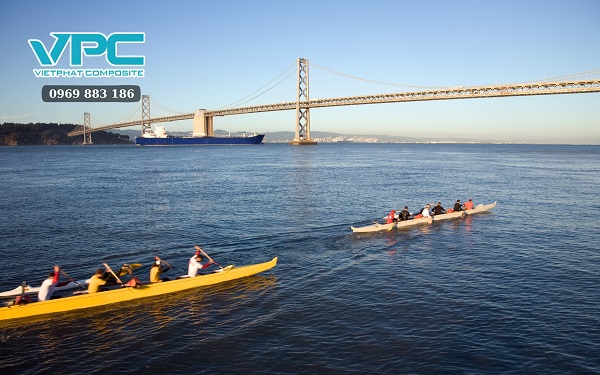 Thuyền đua được sử dụng giải đua thuyền