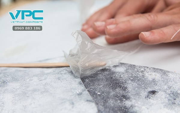 Cách khử mùi nhựa composite hiệu quả
