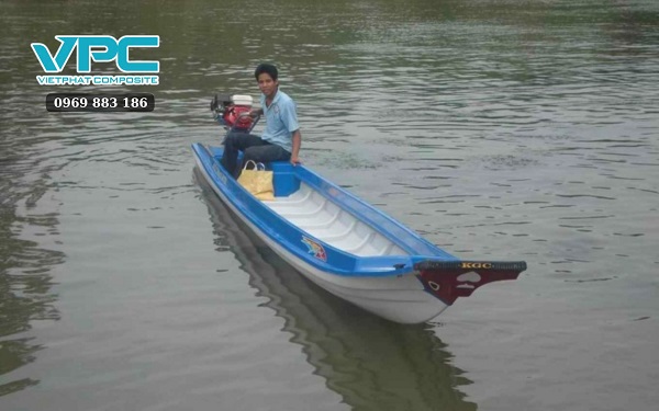 Thuyền vỏ lãi composite 4,5m